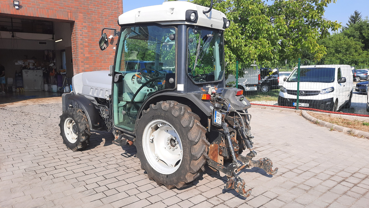 LAMBORGHINI RV90 Automatic - מכונה חקלאית: תמונה 5 LAMBORGHINI RV90 Automatic - מכונה חקלאית: תמונה 5