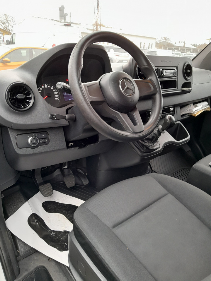 MERCEDES-BENZ Sprinter - כלי רכב מסחרי במיטה שטוחה: תמונה 3 MERCEDES-BENZ Sprinter - כלי רכב מסחרי במיטה שטוחה: תמונה 3
