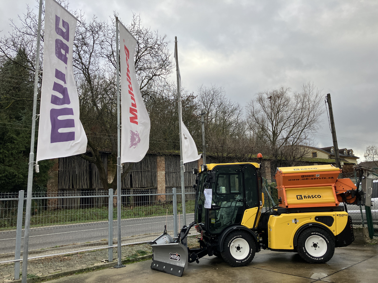 Multihog CX75 - מפלסת שלג: תמונה 1 Multihog CX75 - מפלסת שלג: תמונה 1