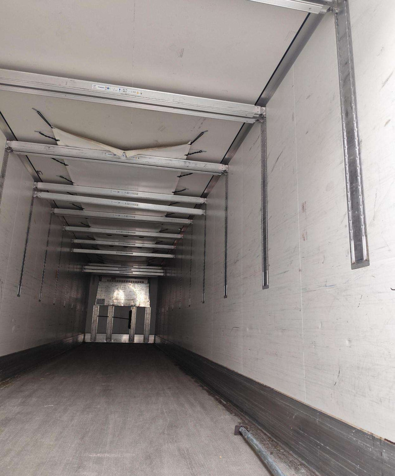 Krone CARRIER VECTOR 1550 - סמיטריילר עם קירור: תמונה 3 Krone CARRIER VECTOR 1550 - סמיטריילר עם קירור: תמונה 3