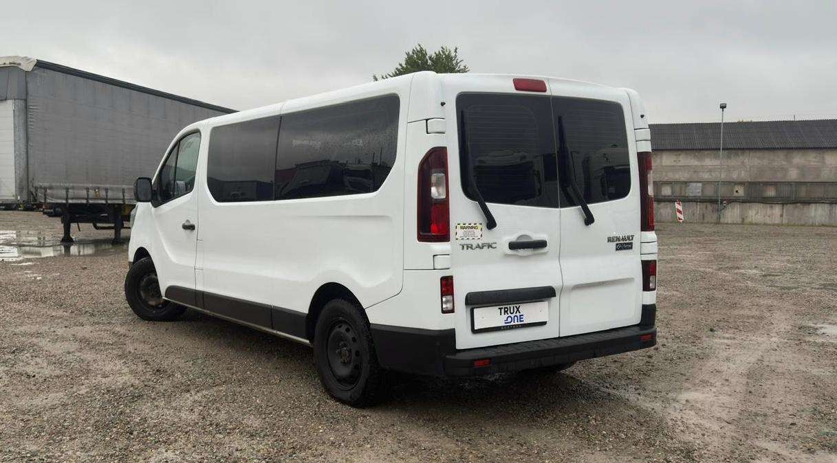 Renault Trafic - מיניבוס, כלי רכב מסחרי לנוסעים: תמונה 4 Renault Trafic - מיניבוס, כלי רכב מסחרי לנוסעים: תמונה 4