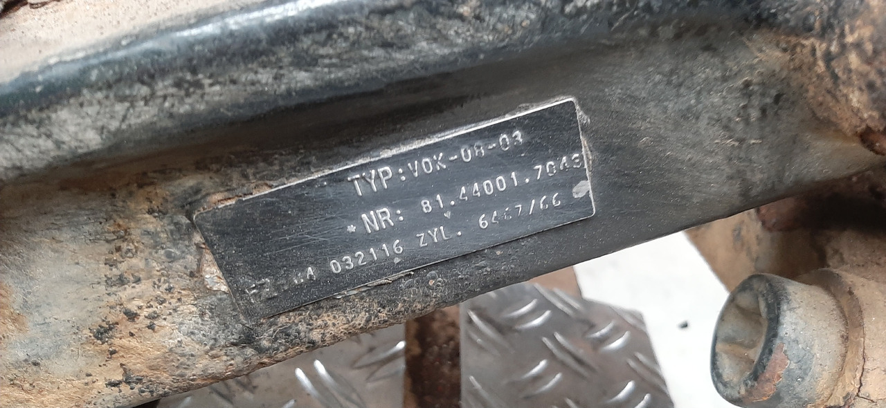 סרן קדמי עבור משאית Gebrauchte MAN, Vorderachse, Artikel - Nr. : 81.4401 - 7043: תמונה 12 סרן קדמי עבור משאית Gebrauchte MAN, Vorderachse, Artikel - Nr. : 81.4401 - 7043: תמונה 12