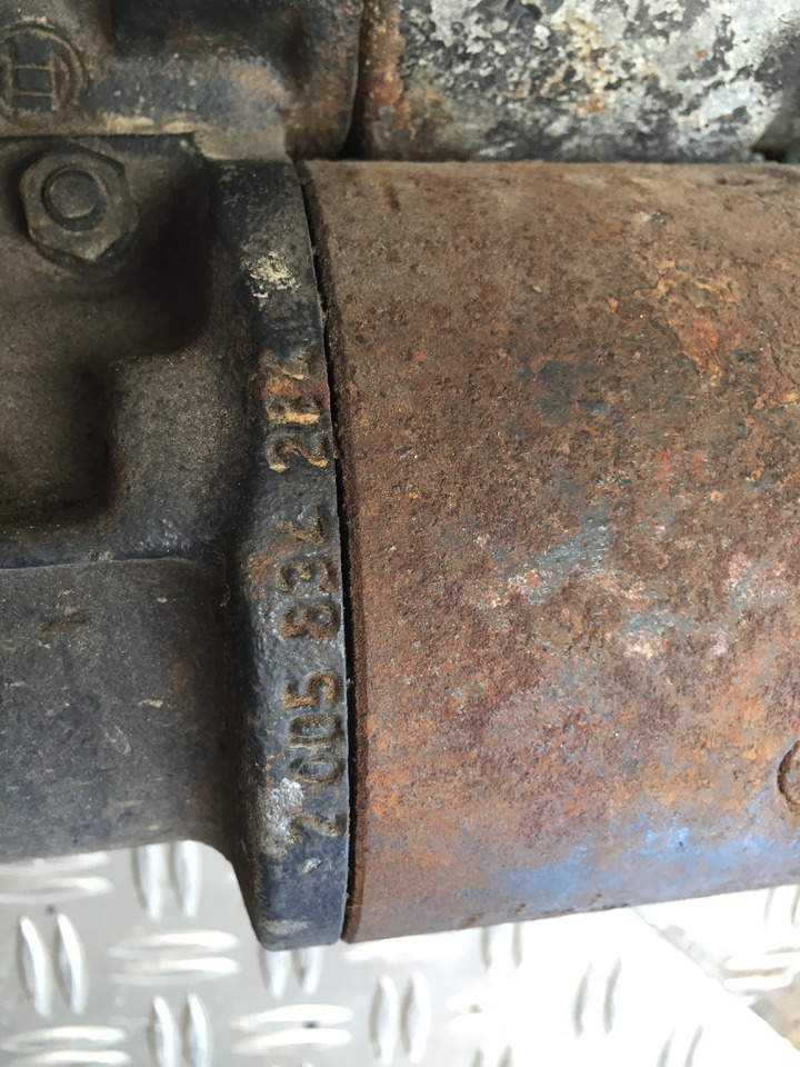 Gebrauchter Anlasser MAN F90, 17.332, Motor Typ : D 0826 LF 02, Artikel - Nr. : 99.99999 - 9999 - מתנע עבור משאית: תמונה 2 Gebrauchter Anlasser MAN F90, 17.332, Motor Typ : D 0826 LF 02, Artikel - Nr. : 99.99999 - 9999 - מתנע עבור משאית: תמונה 2