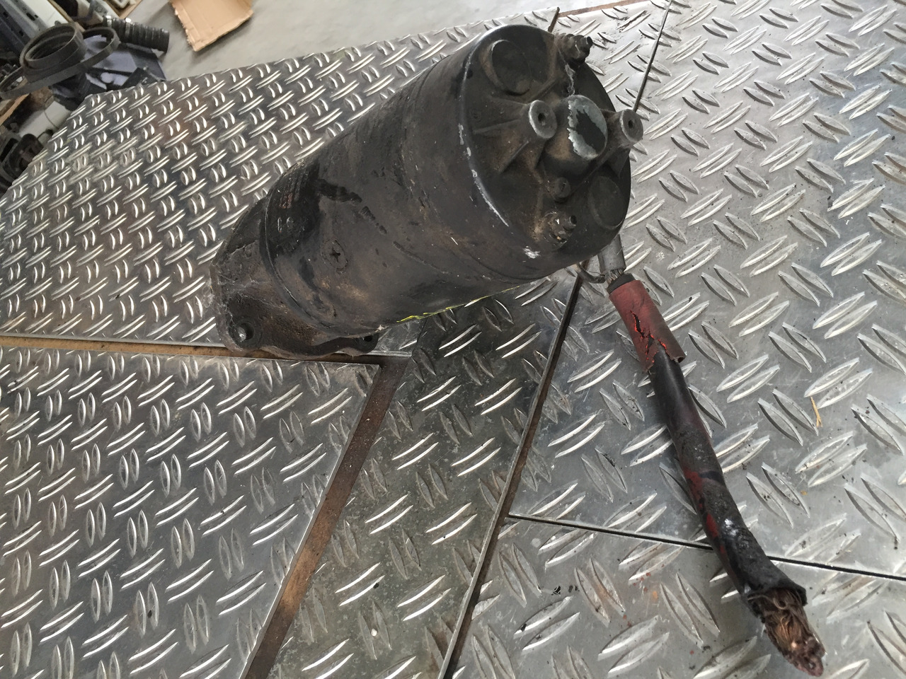 Gebrauchter Anlasser Magirus Deutz, Motor Typ 5 L912, Artikel - Nr. : 0 001 368 001 - מתנע עבור משאית: תמונה 5 Gebrauchter Anlasser Magirus Deutz, Motor Typ 5 L912, Artikel - Nr. : 0 001 368 001 - מתנע עבור משאית: תמונה 5