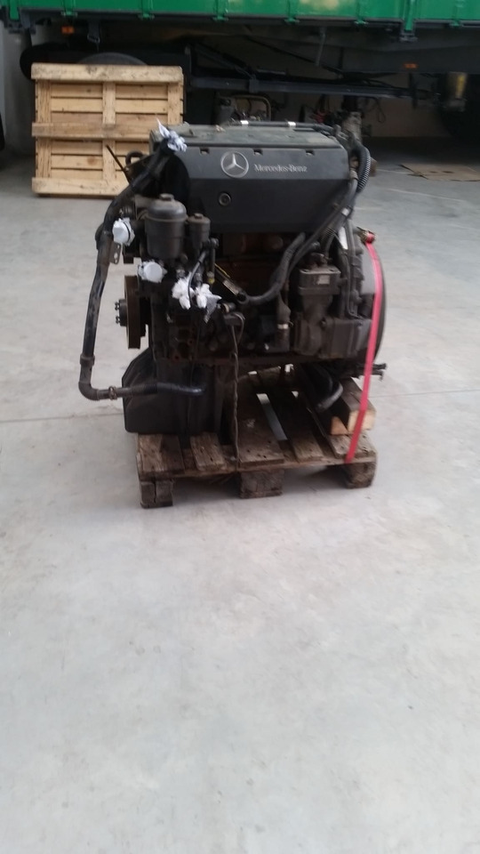 ---Gebrauchter Motor MB Atego 818, Motortyp: OM 904 LA, Euro 4 - מנוע עבור משאית: תמונה 5 ---Gebrauchter Motor MB Atego 818, Motortyp: OM 904 LA, Euro 4 - מנוע עבור משאית: תמונה 5