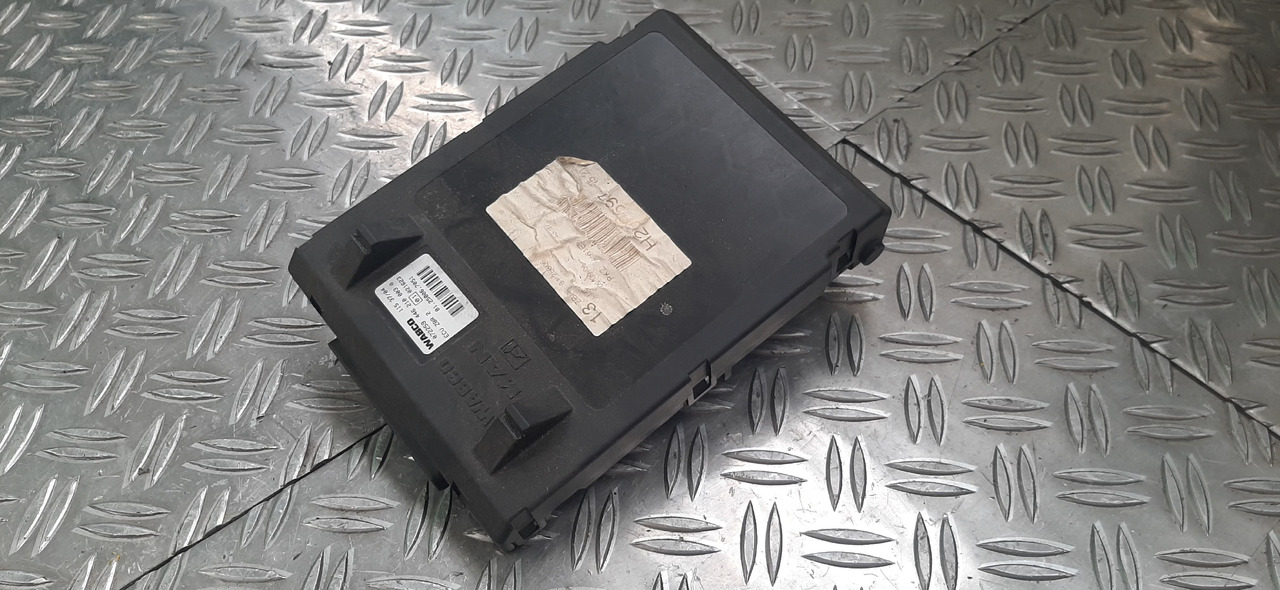 Gebrauchtes MAN, WABCO Steuergerät, Artikel - Nr. : 81.25806 - 7051 - ECU עבור משאית: תמונה 2 Gebrauchtes MAN, WABCO Steuergerät, Artikel - Nr. : 81.25806 - 7051 - ECU עבור משאית: תמונה 2