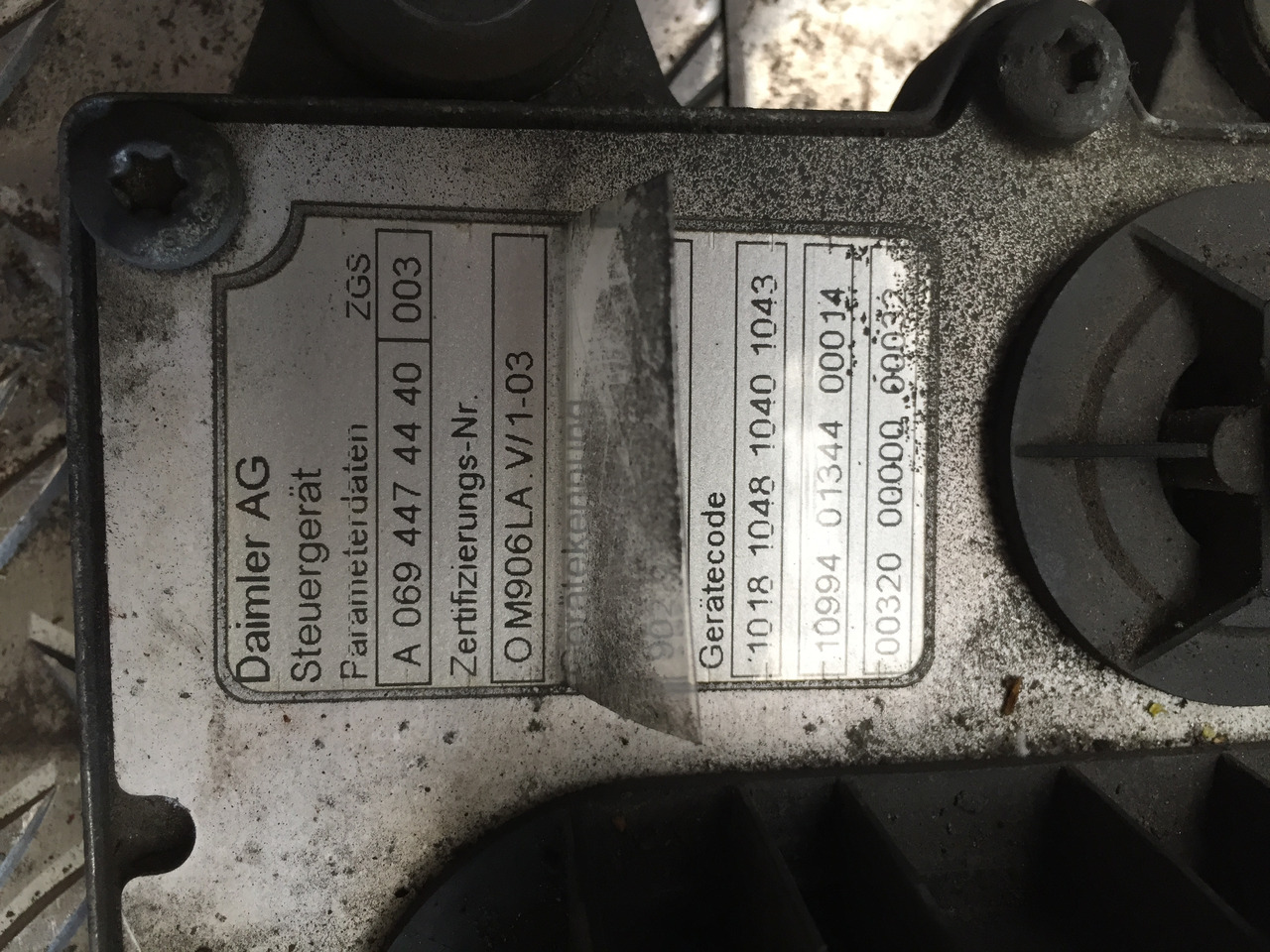 Gebrauchtes Motor - Steuergerät MB Axor 1824, Typ OM 906 LA, Euro 5, Artikel - Nr. : A 001 446 33 40 - ECU עבור משאית: תמונה 5 Gebrauchtes Motor - Steuergerät MB Axor 1824, Typ OM 906 LA, Euro 5, Artikel - Nr. : A 001 446 33 40 - ECU עבור משאית: תמונה 5