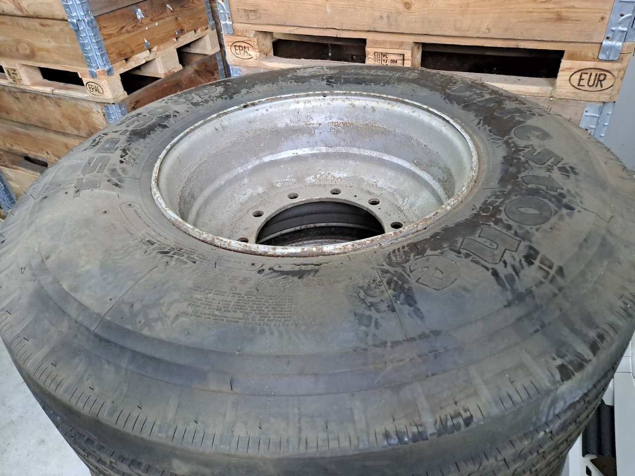 Neuwertige Lkw - Kompletträder / Reifen Firestone, Größe 425 / 65 R 22,5, Artikel - Nr. : 81.99999 - - צמיג עבור משאית: תמונה 1 Neuwertige Lkw - Kompletträder / Reifen Firestone, Größe 425 / 65 R 22,5, Artikel - Nr. : 81.99999 - - צמיג עבור משאית: תמונה 1