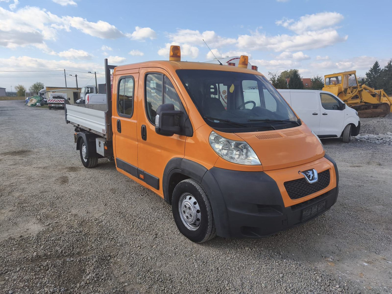 Peugeot Boxer kiper dupla kabina, 2010 god. - כלי רכב מסחרי מזהיר, כלי רכב מסחרי קומבי: תמונה 4 Peugeot Boxer kiper dupla kabina, 2010 god. - כלי רכב מסחרי מזהיר, כלי רכב מסחרי קומבי: תמונה 4