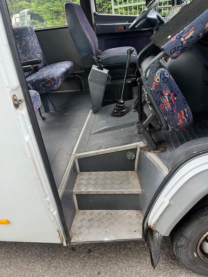 Mercedes-Benz Vario 814 Retarder - אוטובוס פרברים: תמונה 5 Mercedes-Benz Vario 814 Retarder - אוטובוס פרברים: תמונה 5