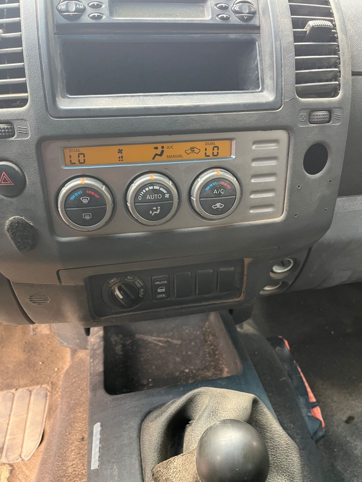 Nissan Navarra No Registration - טנדר: תמונה 4 Nissan Navarra No Registration - טנדר: תמונה 4