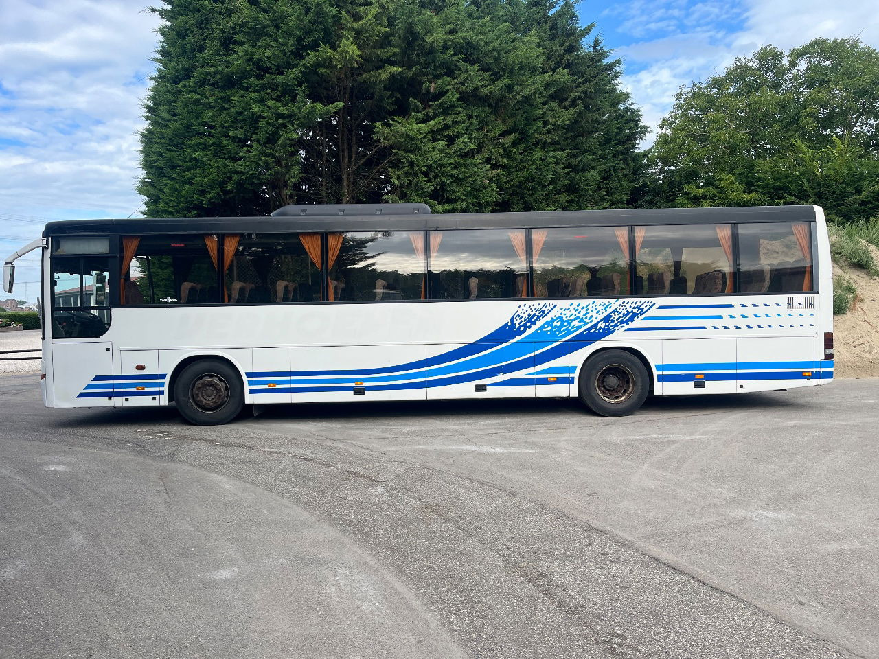 Van Hool 915 SC2 - אוטובוס בין עירוני: תמונה 2 Van Hool 915 SC2 - אוטובוס בין עירוני: תמונה 2