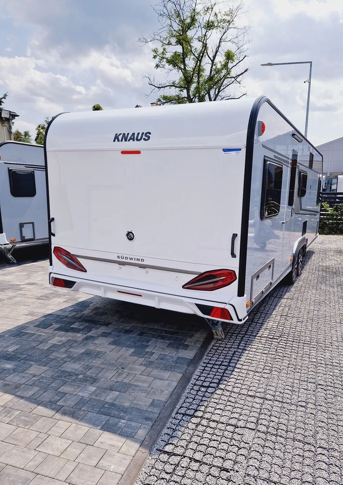 KNAUS Sudwind 650 FSK Wersja Jubileuszowa 2023 - קרוואן נגרר: תמונה 3 KNAUS Sudwind 650 FSK Wersja Jubileuszowa 2023 - קרוואן נגרר: תמונה 3