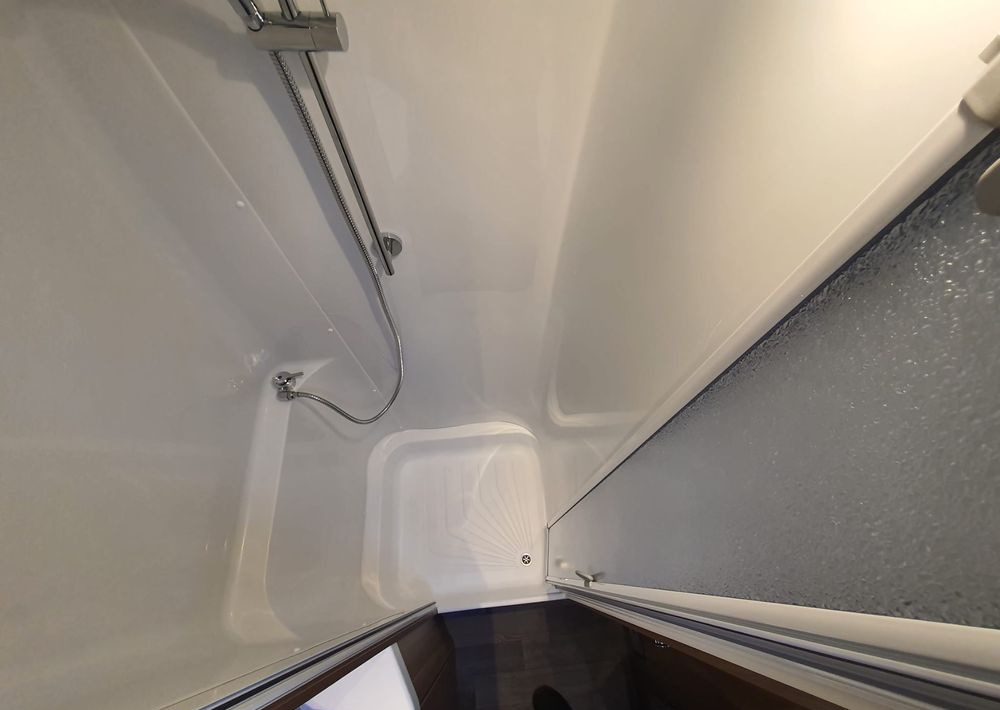 חָדָשׁ קרוואן נגרר Tabbert CAZADORA 560 HTD 2,5 / zimowe ogrzewanie ALDE: תמונה 35 חָדָשׁ קרוואן נגרר Tabbert CAZADORA 560 HTD 2,5 / zimowe ogrzewanie ALDE: תמונה 35