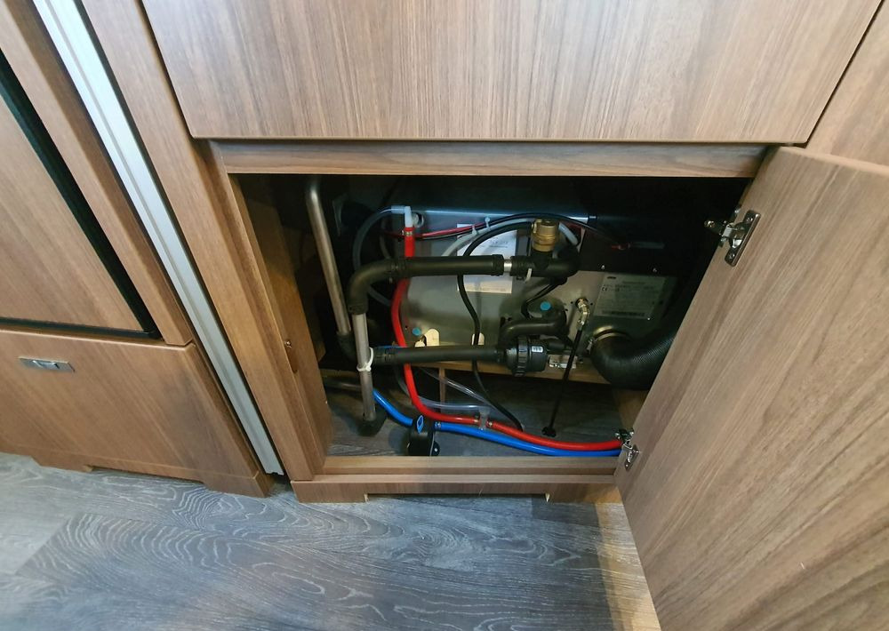 חָדָשׁ קרוואן נגרר Tabbert CAZADORA 560 HTD 2,5 / zimowe ogrzewanie ALDE: תמונה 28 חָדָשׁ קרוואן נגרר Tabbert CAZADORA 560 HTD 2,5 / zimowe ogrzewanie ALDE: תמונה 28