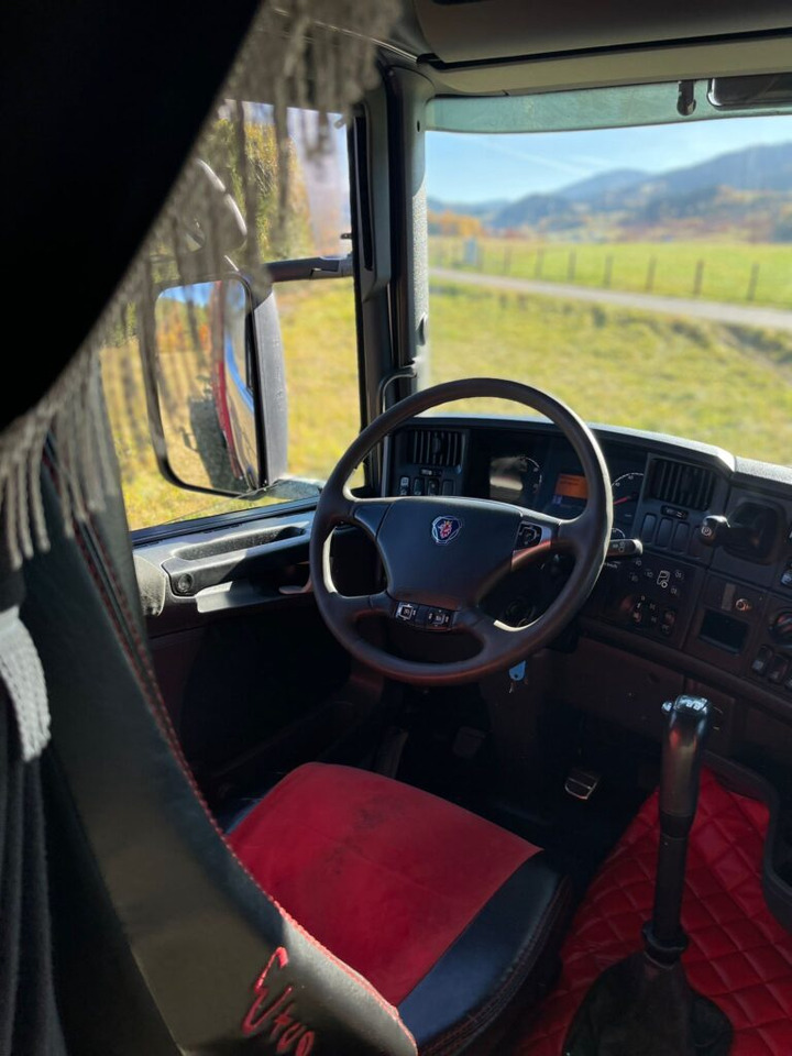 משאית עץ, משאית מנוף SCANIA R560: תמונה 7