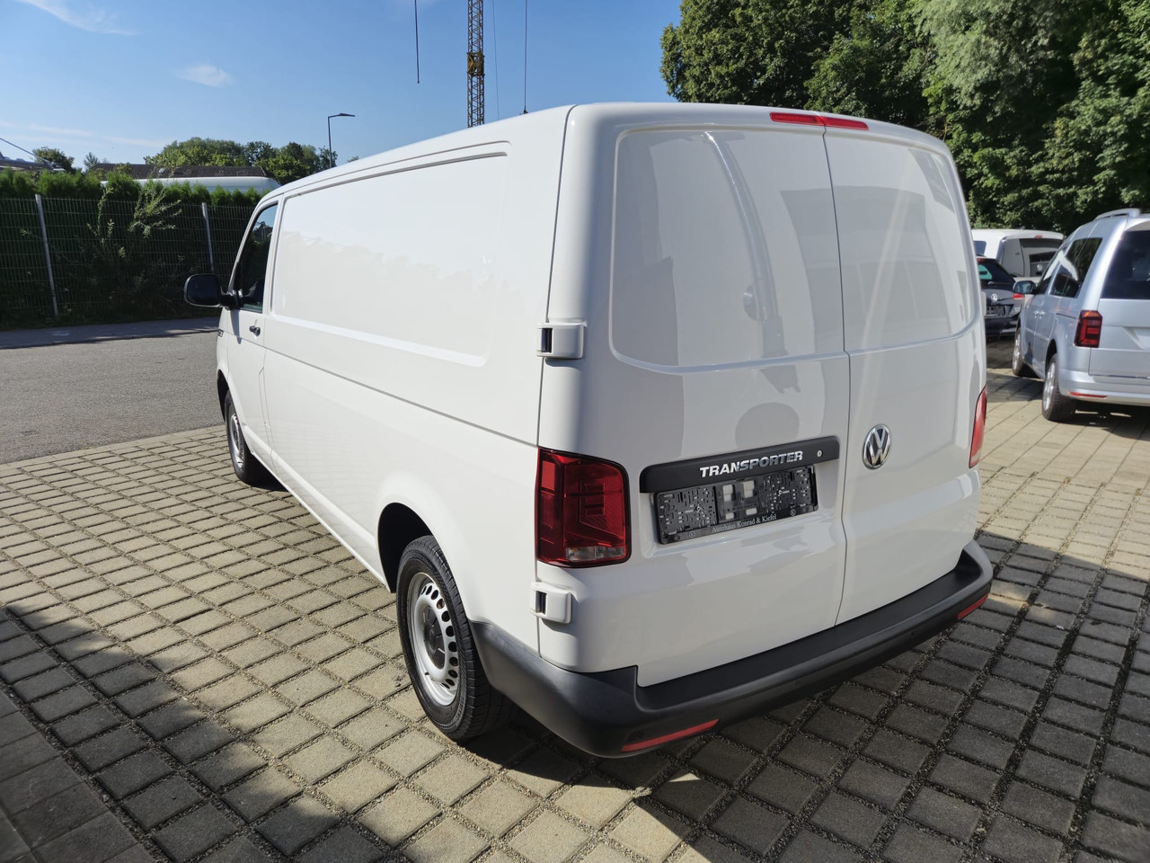 VOLKSWAGEN T6.1 Transporter Kasten lang FWD - כלי רכב מסחרי עם לוח: תמונה 5 VOLKSWAGEN T6.1 Transporter Kasten lang FWD - כלי רכב מסחרי עם לוח: תמונה 5