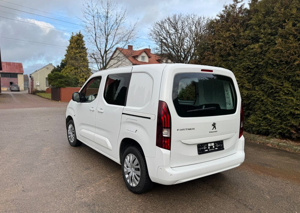 Peugeot Partner 21r 130 HK Niski przebieg 1wł ASO 5 dzwi Euro6.2/ford/opel/citroen - כלי רכב מסחרי עם לוח: תמונה 4 Peugeot Partner 21r 130 HK Niski przebieg 1wł ASO 5 dzwi Euro6.2/ford/opel/citroen - כלי רכב מסחרי עם לוח: תמונה 4