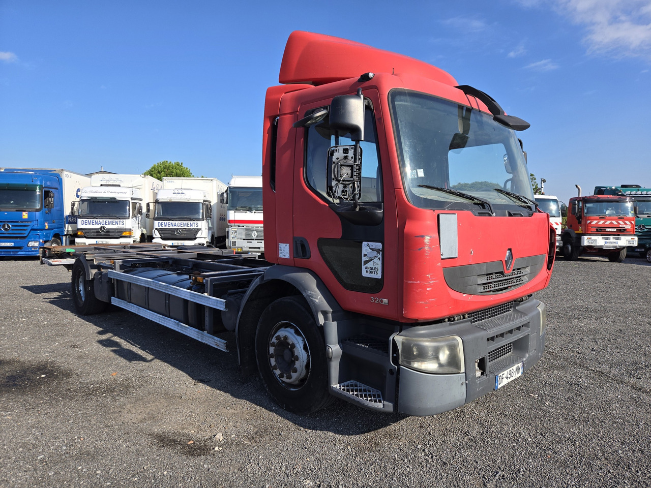 Renault 320DXI - מוביל מכולות/ משאית החלפת גוף: תמונה 2 Renault 320DXI - מוביל מכולות/ משאית החלפת גוף: תמונה 2