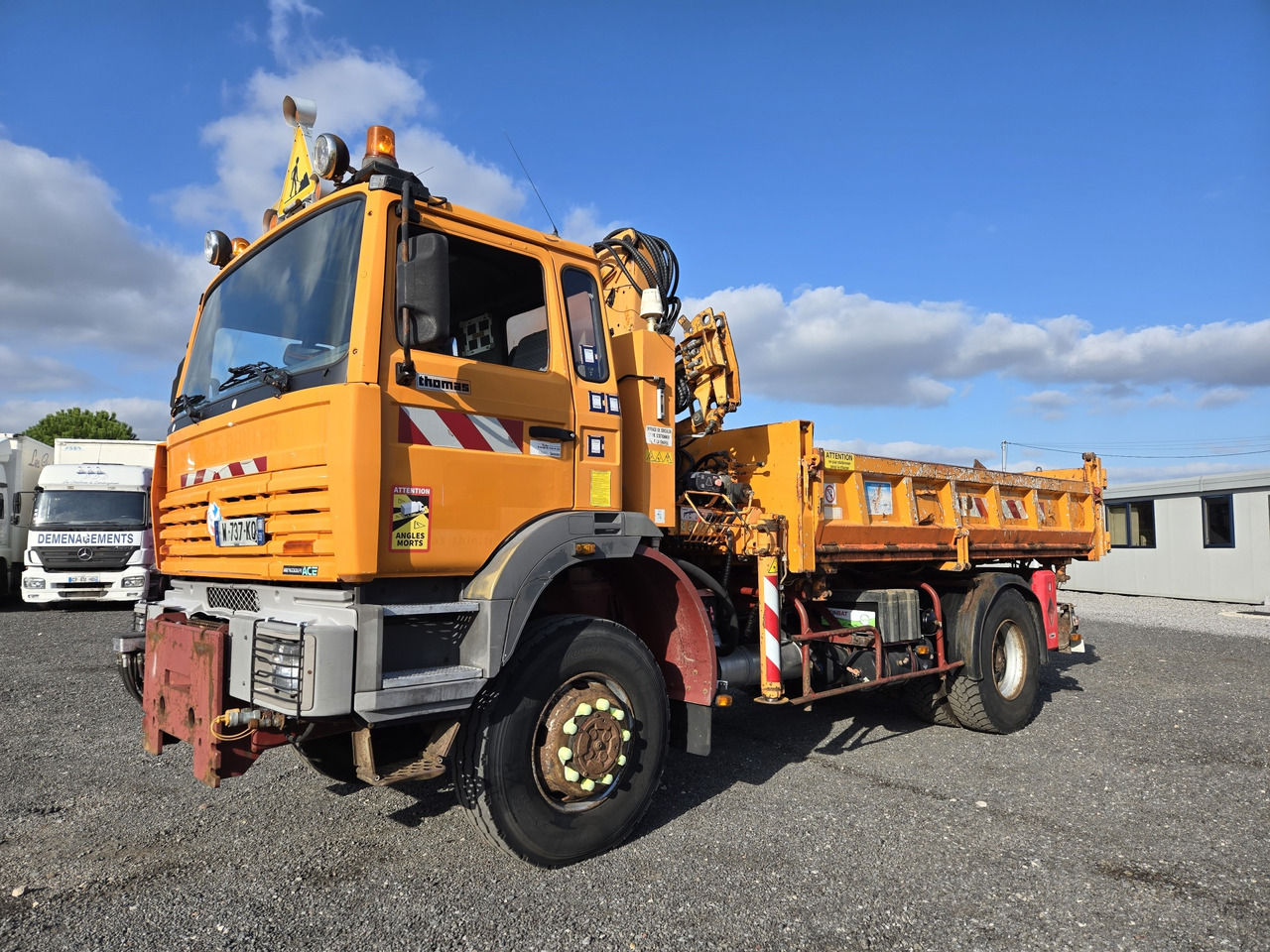 Renault G250 4x4 - מזהיר, משאית מנוף: תמונה 2 Renault G250 4x4 - מזהיר, משאית מנוף: תמונה 2