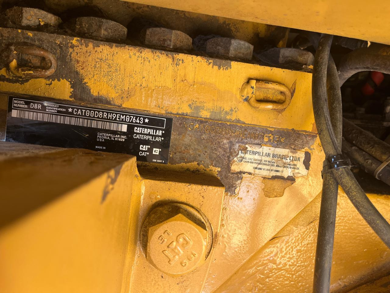 CATERPILLAR D8R - דחפור: תמונה 2 CATERPILLAR D8R - דחפור: תמונה 2