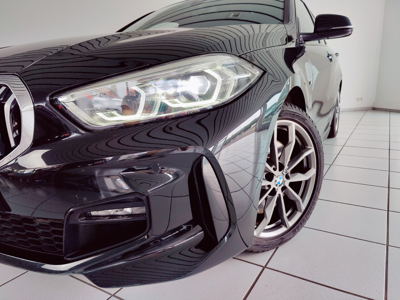 BMW 120 i M Sport RTTI LiveCockpit Head-up Navi - סדאן: תמונה 2 BMW 120 i M Sport RTTI LiveCockpit Head-up Navi - סדאן: תמונה 2