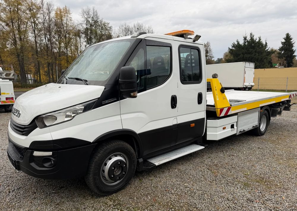 Iveco Daily 70C18 Pomoc drogowa Laweta 2017r Hi-Matic - משאית גרירה: תמונה 1 Iveco Daily 70C18 Pomoc drogowa Laweta 2017r Hi-Matic - משאית גרירה: תמונה 1