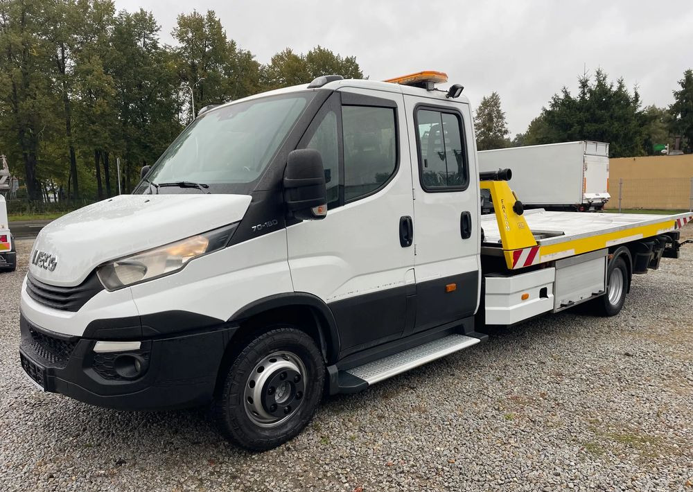 Iveco Daily 70C18 Pomoc drogowa Laweta 2017r - משאית גרירה: תמונה 1 Iveco Daily 70C18 Pomoc drogowa Laweta 2017r - משאית גרירה: תמונה 1