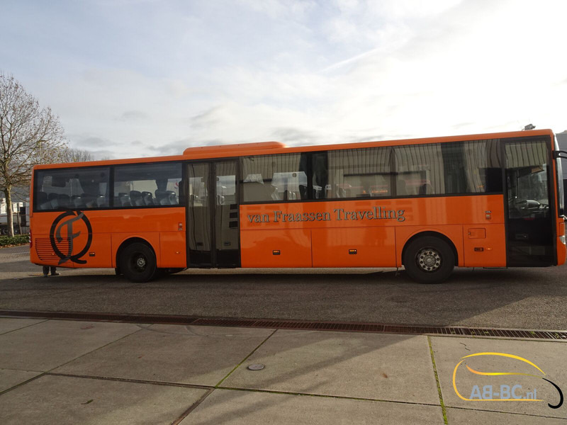 Mercedes-Benz Integro M - 57 Seats EURO 5 - אוטובוס פרברים: תמונה 3 Mercedes-Benz Integro M - 57 Seats EURO 5 - אוטובוס פרברים: תמונה 3