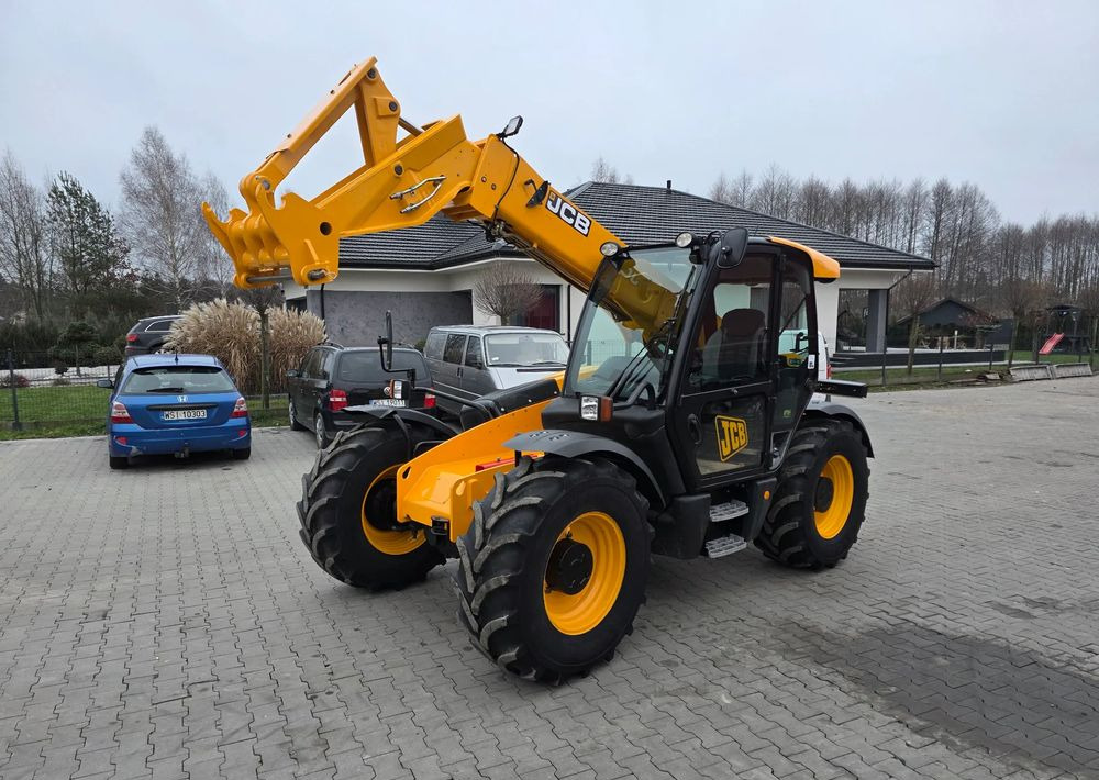 JCB 531-700 - מפעיל טלסקופי: תמונה 1 JCB 531-700 - מפעיל טלסקופי: תמונה 1