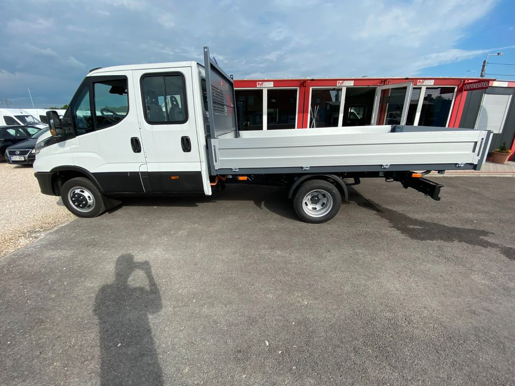 Iveco 35C18H Doka Fahrgestell 3750mm Kipper SOFORT Iveco 35C18H Doka Dreiseitenkipper3750mm SOFORT - כלי רכב מסחרי מזהיר, כלי רכב מסחרי קומבי: תמונה 5 Iveco 35C18H Doka Fahrgestell 3750mm Kipper SOFORT Iveco 35C18H Doka Dreiseitenkipper3750mm SOFORT - כלי רכב מסחרי מזהיר, כלי רכב מסחרי קומבי: תמונה 5
