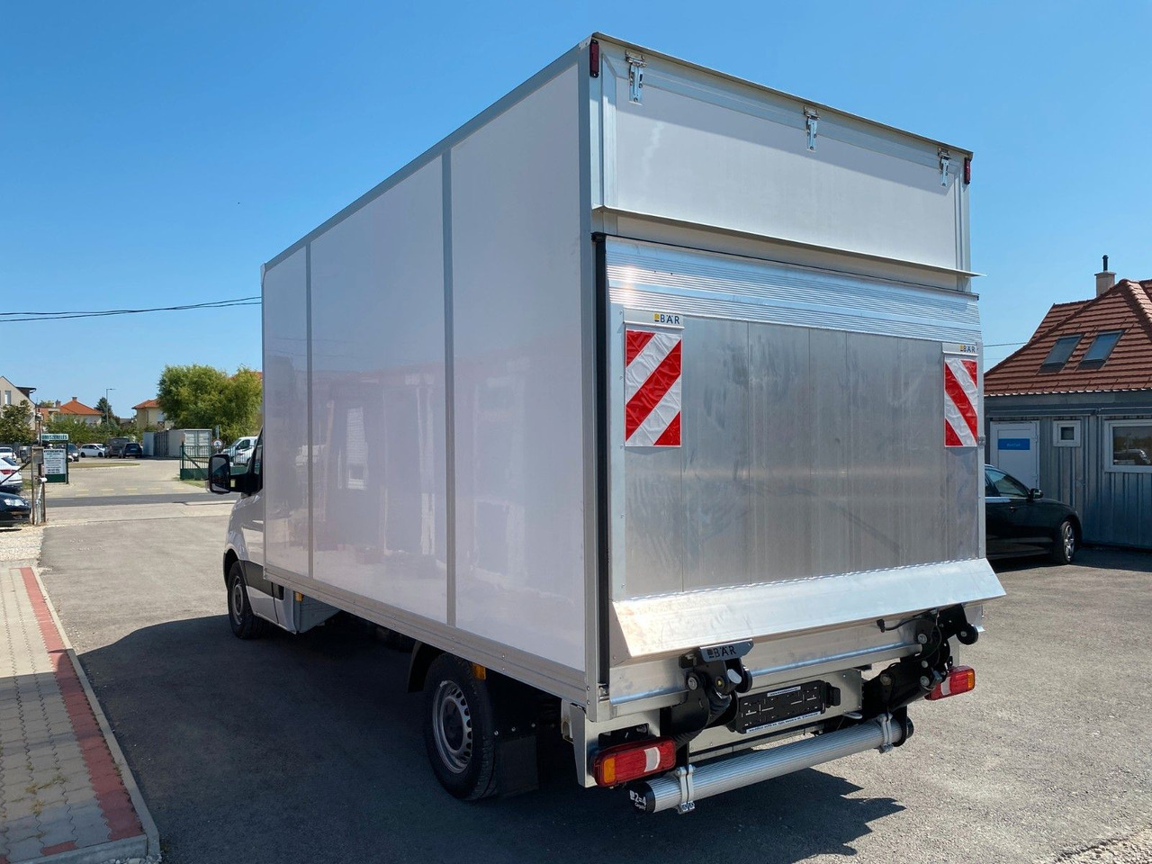 Mercedes-Benz Sprinter 317 Koffer+LBW - כלי רכב מסחרי עם תיבה: תמונה 4 Mercedes-Benz Sprinter 317 Koffer+LBW - כלי רכב מסחרי עם תיבה: תמונה 4