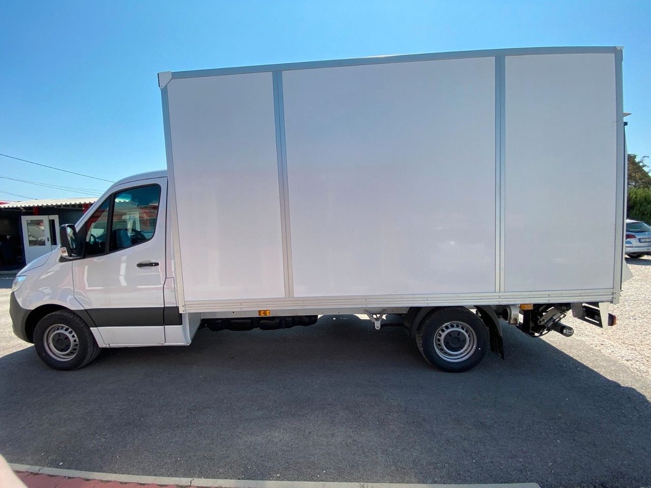 Mercedes-Benz Sprinter 317 Koffer+LBW - כלי רכב מסחרי עם תיבה: תמונה 3 Mercedes-Benz Sprinter 317 Koffer+LBW - כלי רכב מסחרי עם תיבה: תמונה 3