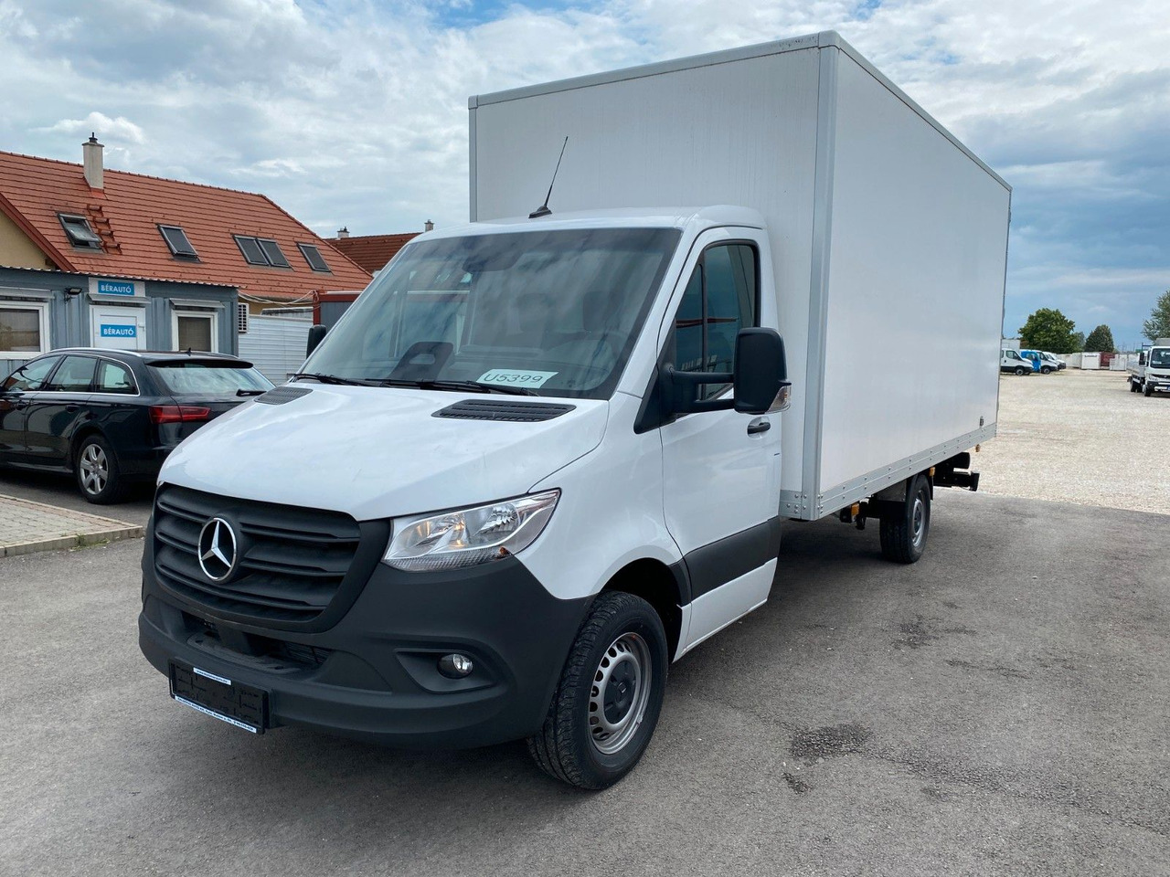 Mercedes-Benz Sprinter 319 Koffer - כלי רכב מסחרי עם תיבה: תמונה 1 Mercedes-Benz Sprinter 319 Koffer - כלי רכב מסחרי עם תיבה: תמונה 1