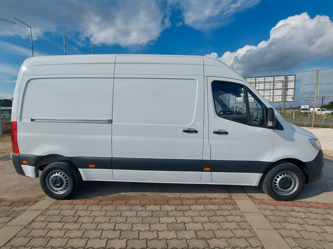 Mercedes-Benz Sprinter Kühlkastenwagen - כלי רכב מסחרי לקירור: תמונה 5 Mercedes-Benz Sprinter Kühlkastenwagen - כלי רכב מסחרי לקירור: תמונה 5