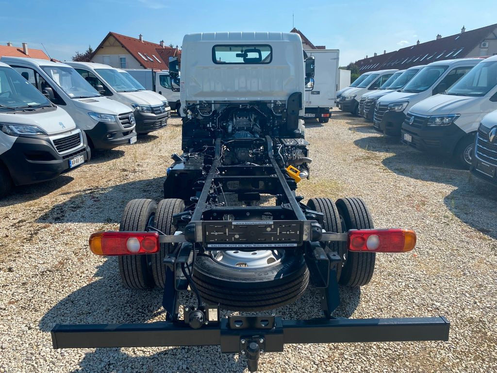 חָדָשׁ משאית עם שלדת תא, משאית מנוף Mitsubishi Canter FUSO 6C18 Fahrgestell 4WD 175Ps Sofort: תמונה 6