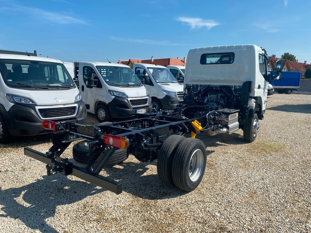 חָדָשׁ משאית עם שלדת תא, משאית מנוף Mitsubishi Canter FUSO 6C18 Fahrgestell 4WD 175Ps Sofort: תמונה 7