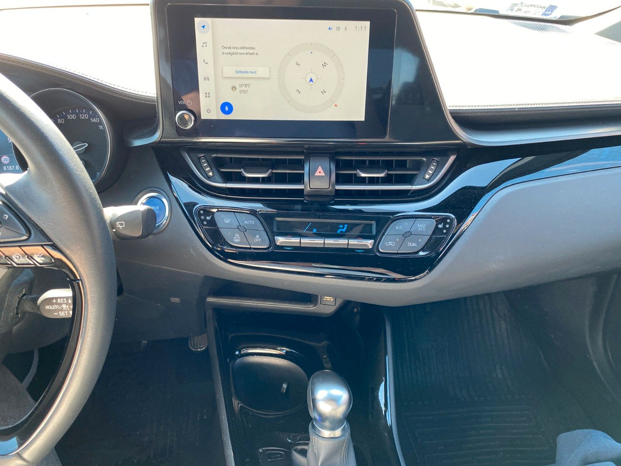 Toyota C-HR 1.8-l-VVTi Hybrid Flow - SUV: תמונה 4 Toyota C-HR 1.8-l-VVTi Hybrid Flow - SUV: תמונה 4