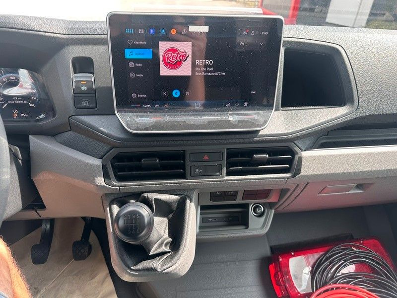 Volkswagen Crafter Koffer+Bär LBW - כלי רכב מסחרי עם תיבה: תמונה 3 Volkswagen Crafter Koffer+Bär LBW - כלי רכב מסחרי עם תיבה: תמונה 3