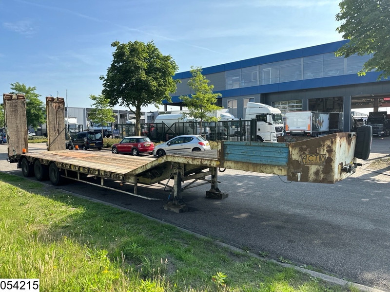 ACTM Lowbed 45.800 KG, Steel suspension - סמיטריילר עם מטען נמוך: תמונה 4 ACTM Lowbed 45.800 KG, Steel suspension - סמיטריילר עם מטען נמוך: תמונה 4