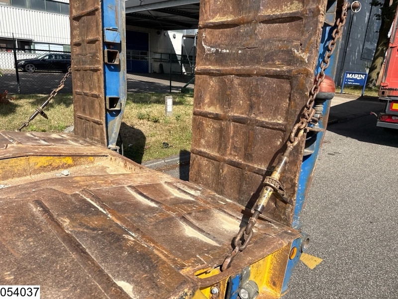 ACTM Lowbed 70.000 KG, 2,5mtr + 2x 0,35 mtr - סמיטריילר עם מטען נמוך: תמונה 5 ACTM Lowbed 70.000 KG, 2,5mtr + 2x 0,35 mtr - סמיטריילר עם מטען נמוך: תמונה 5