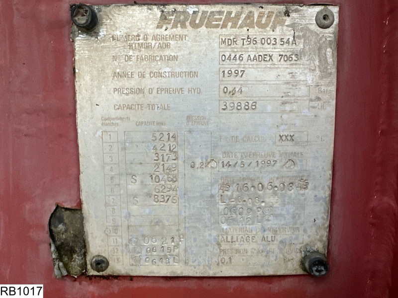 Fruehauf Fuel 39886 Liter, 7 Compartments - סמיטריילר מכל: תמונה 4 Fruehauf Fuel 39886 Liter, 7 Compartments - סמיטריילר מכל: תמונה 4