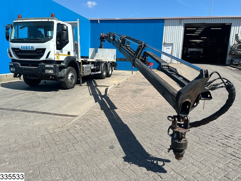 Iveco Trakker 360 6X4, EURO 6, Palfinger, Remote - משאית צד נופל/ שטוחה, משאית מנוף: תמונה 4 Iveco Trakker 360 6X4, EURO 6, Palfinger, Remote - משאית צד נופל/ שטוחה, משאית מנוף: תמונה 4