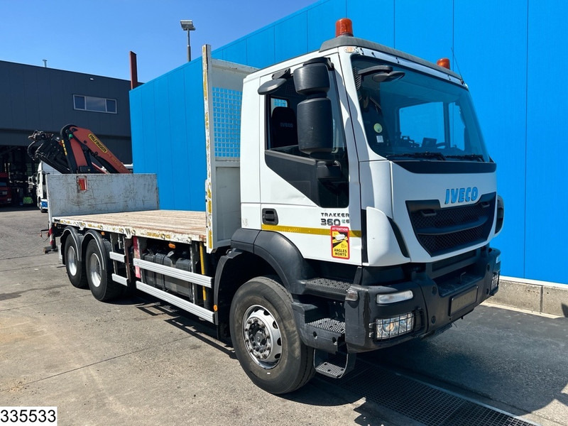 Iveco Trakker 360 6X4, EURO 6, Palfinger, Remote - משאית צד נופל/ שטוחה, משאית מנוף: תמונה 2 Iveco Trakker 360 6X4, EURO 6, Palfinger, Remote - משאית צד נופל/ שטוחה, משאית מנוף: תמונה 2