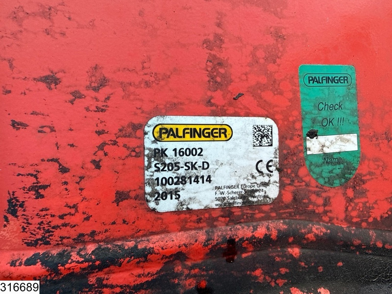 Iveco Trakker 360 6x4, EURO 6, Palfinger, Remote - משאית צד נופל/ שטוחה, משאית מנוף: תמונה 4 Iveco Trakker 360 6x4, EURO 6, Palfinger, Remote - משאית צד נופל/ שטוחה, משאית מנוף: תמונה 4