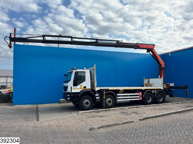 Iveco Trakker 360 8x4, EURO 6, Retarder, Palfinger - משאית צד נופל/ שטוחה, משאית מנוף: תמונה 3 Iveco Trakker 360 8x4, EURO 6, Retarder, Palfinger - משאית צד נופל/ שטוחה, משאית מנוף: תמונה 3