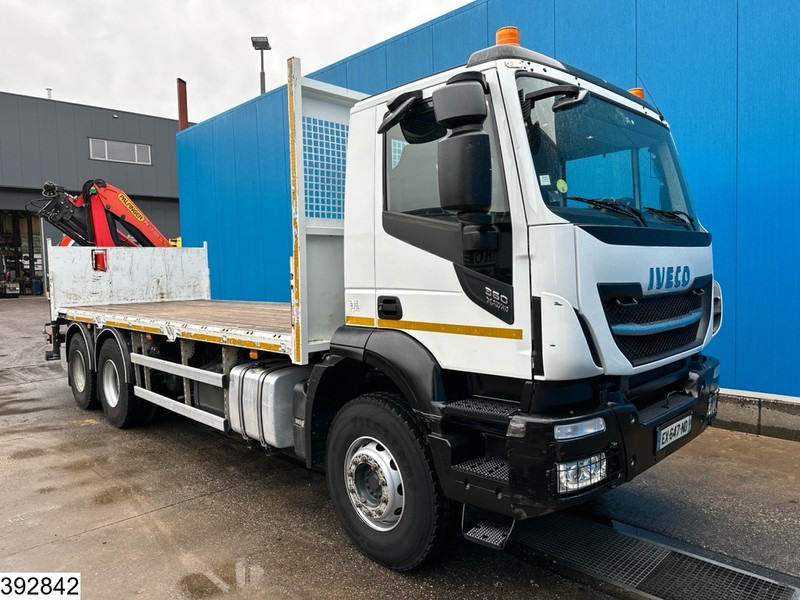 Iveco X-Way 360 6x4, EURO 6. Palfinger, Remote - משאית צד נופל/ שטוחה, משאית מנוף: תמונה 3 Iveco X-Way 360 6x4, EURO 6. Palfinger, Remote - משאית צד נופל/ שטוחה, משאית מנוף: תמונה 3