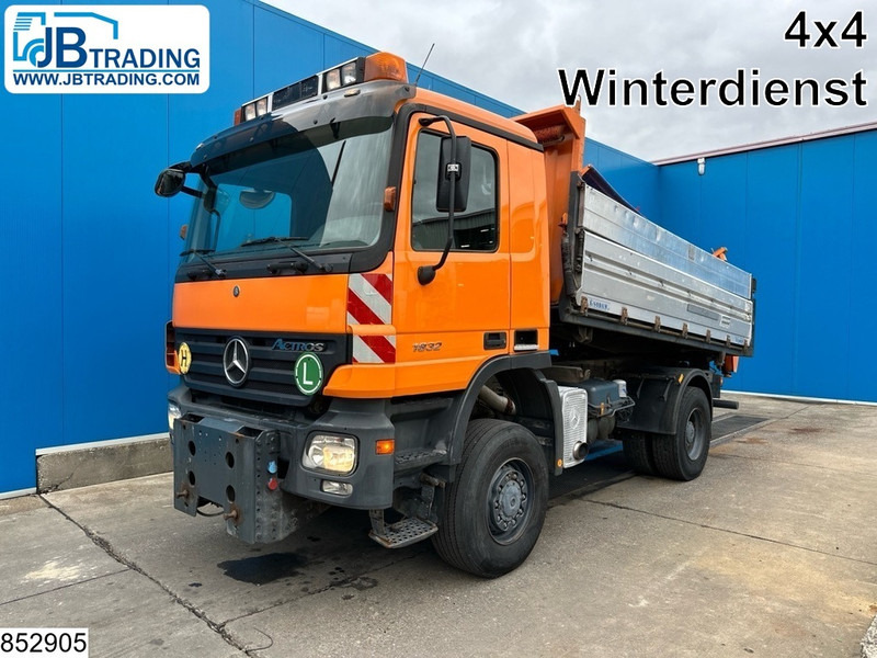 Mercedes-Benz Actros 1832 4X4, Grit spreader, Snow plough, Tipper - מזהיר: תמונה 1 Mercedes-Benz Actros 1832 4X4, Grit spreader, Snow plough, Tipper - מזהיר: תמונה 1