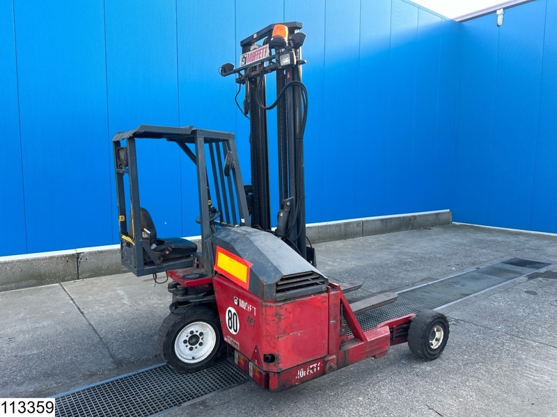 Moffett M4 20.3 3x3, H 3,90 mtr, 2000 KG - מלגזה מותקנת על משאית: תמונה 4 Moffett M4 20.3 3x3, H 3,90 mtr, 2000 KG - מלגזה מותקנת על משאית: תמונה 4