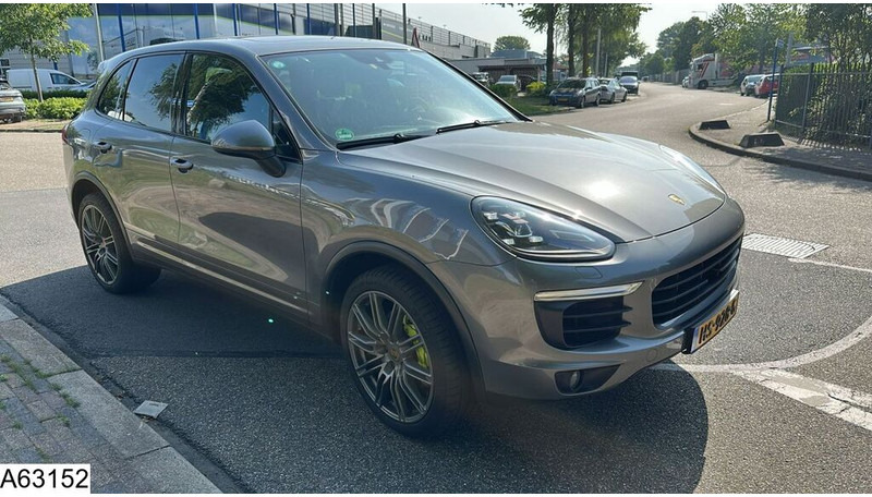 Porsche Cayenne Cayenne S E-Hybrid - מכונית: תמונה 2 Porsche Cayenne Cayenne S E-Hybrid - מכונית: תמונה 2